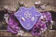 Load image into Gallery viewer, Baphy Bath Bomb - Midsommar Night's Dream
