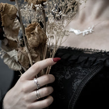 Load image into Gallery viewer, Belladonna Mourning Ring