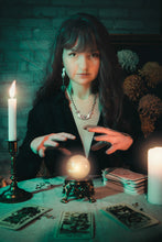 Load image into Gallery viewer, Tarot Necklace