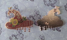 Load image into Gallery viewer, Sunflower Witch Hat - Enamel Pin