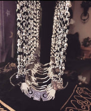 Load image into Gallery viewer, Tarot Necklace