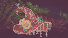 Load image into Gallery viewer, Sunflower Witch Hat - Enamel Pin