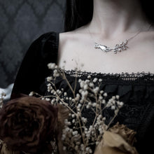 Load image into Gallery viewer, Belladonna Mourning Necklace