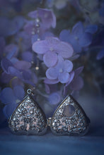 Load image into Gallery viewer, Belladonna Mourning Locket
