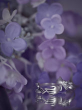 Load image into Gallery viewer, Belladonna Mourning Ring
