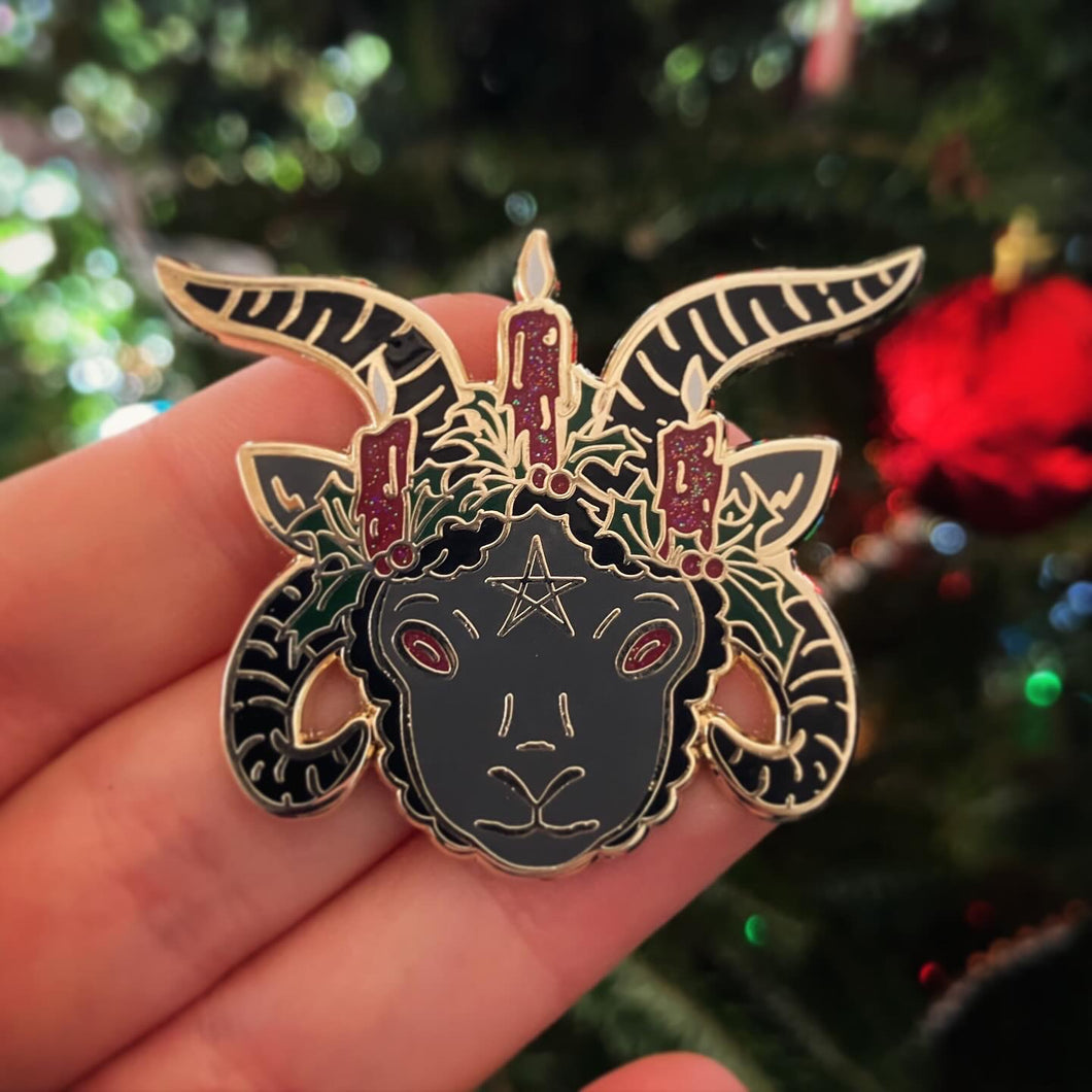 Yule Ram - Enamel Pin