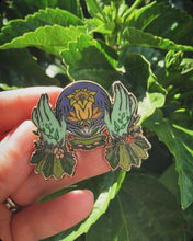 Load image into Gallery viewer, Visions of Spring - Enamel Pin
