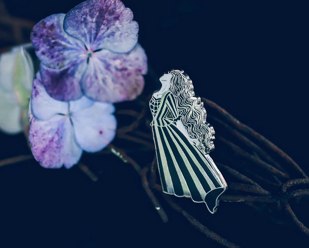 PRE-ORDER* Possessed - Gothic Victorian Witch - hard enamel pin