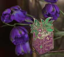 Load image into Gallery viewer, Green Magic Spell Book - Enamel Pin
