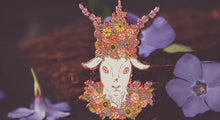 Load image into Gallery viewer, May King - Midsommar - Enamel Pin
