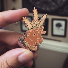 Load image into Gallery viewer, Lughnasadh Cow - Enamel Pin
